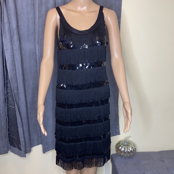 Sleeveless fringe and sequin black dress - Picture 3 of 6
